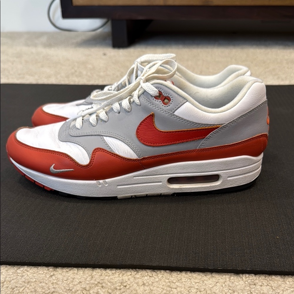 Nike Men's Air Max 1 LV8 Martian Sunrise